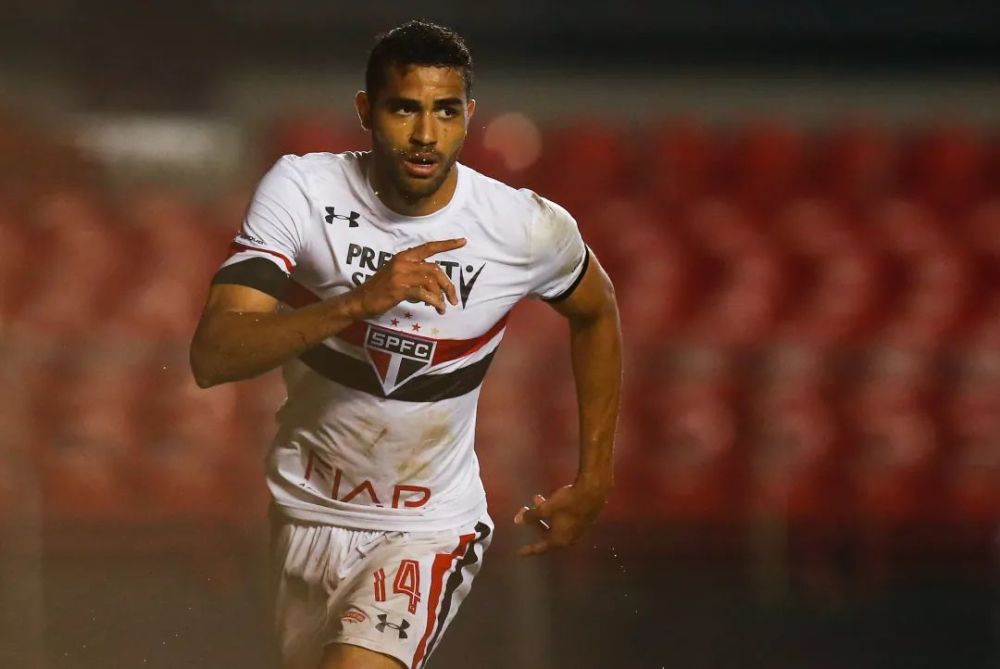 关于冲刺阶段NBA总决赛传出新动向，上海申花豪取连胜，管理层表态：媒体盛赞，年轻球员得到机会的信息